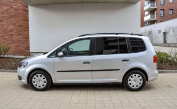 Volkswagen Touran II 1.6 TDI 105KM 2010 Volkswagen Touran 2010 r. 1.6 Diesel 105KM, zdjęcie 1