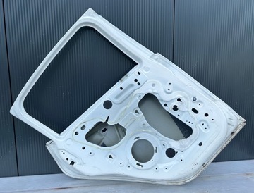 DVEŘE LEVÉ ZADNÍ PEUGEOT 2008 I