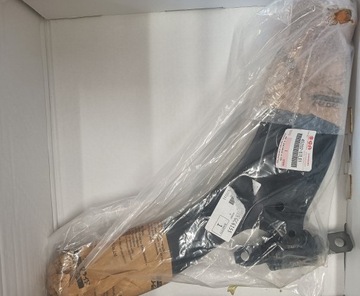 Suzuki OE 45202-57L01 Przednie ramię dolne