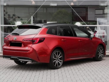 Toyota Corolla XII TS Kombi Facelifting 1.8 Hybrid 140KM 2026 Od ręki - GR Sport 1.8 Hybrid 140KM | Podgrzewane fotele!, zdjęcie 4