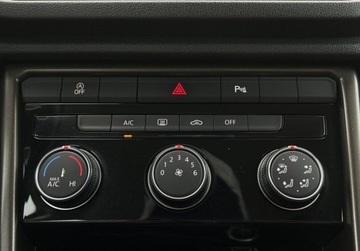 Volkswagen T-Roc I SUV 1.5 TSI ACT 150KM 2018 Volkswagen T-Roc Advance, ACC, Czujniki parkowania, Asystenci, Serwisowany, zdjęcie 22