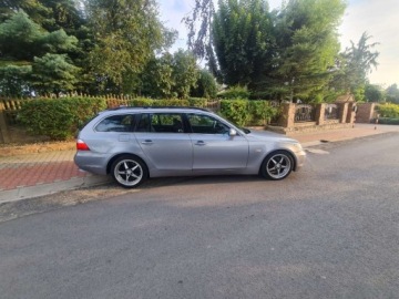 BMW Seria 5 E60 Touring 525 d 177KM 2005 BMW Seria 5 2.5 177Ps Navi Skora Panorama Alu Kombi Gwarancja 2.5 Diesel, zdjęcie 2