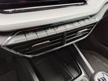 Skoda Octavia IV Scout 1.5 TSI ACT 150KM 2021 Skoda Octavia 1.5 TSI 150KM Style Kamera LED Android Virtual Serwis ASOSal, zdjęcie 21