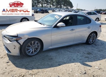 Alfa Romeo Giulia II Sedan Facelifting 2.0 Turbo 280KM 2022 Alfa Romeo Giulia 2022 2.0l 2.0 Benzyna 280KM