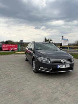 Volkswagen Passat B7 Variant 2.0 TDI CR DPF BlueMotion 140KM 2013 VOLKSWAGEN PASSAT 2.0 diesel automat, zdjęcie 1