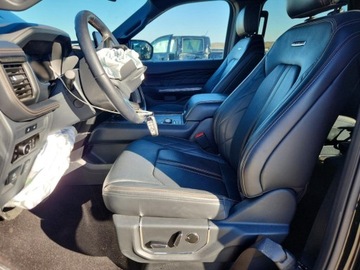 Ford Expedition III 2023 Ford Expedition Max Platinum 2023 3.5 Benzyna 400KM, zdjęcie 7