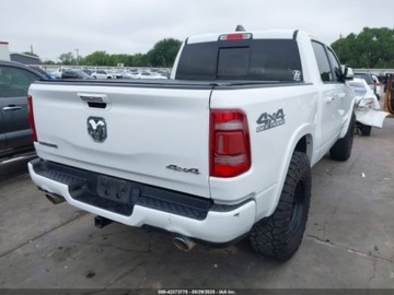  RAM 1500 LARAMIE 4X4 57 BOX 2022 5.7 Benzyna 395KM, zdjęcie 5