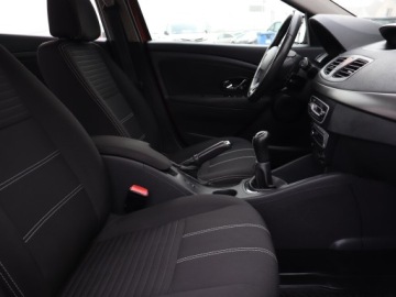 Renault Fluence Sedan Facelifting 1.6 114KM 2016 Renault Fluence 1.6 16V, Salon Polska, Klima, zdjęcie 8