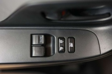 Toyota Yaris III Hatchback 5d Facelifting 2017 1.5 Dual VVT-iE 111KM 2017 Toyota Yaris 1.5 Active 1.5 BenzynaLPG 111KM, zdjęcie 32