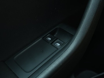 Skoda Fabia III Kombi 1.2 TSI 110KM 2016 Skoda Fabia 1.2 TSI, Salon Polska, Serwis ASO, zdjęcie 17