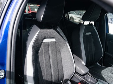 Opel Mokka II SUV-e e156 156KM 2025 Od ręki - GS 54kWh e156KM, zdjęcie 4