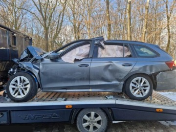 Skoda Octavia IV Kombi 2.0 TDI 150KM 2025 Skoda Octavia 2.0 TDI DSG Selection 150KM 2025r, zdjęcie 4