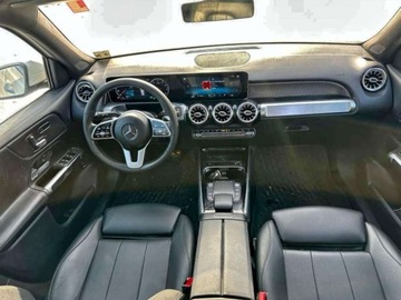 Mercedes GLB 2021 Mercedes-Benz GLB 250 4Matic 2021 2.0 Benzyna 221KM, zdjęcie 6