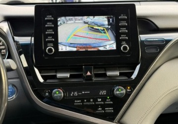 Toyota Camry IX Sedan 2.5 Hybrid Dynamic Force 218KM 2021 Toyota Camry salon Polska, FV-VAT 23, Gwarancja, 1 rej. 2022r. 2.5 Hybryda, zdjęcie 3