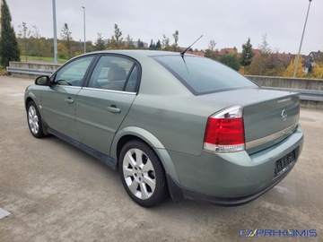 Opel Vectra C Sedan 2.2 i 16V 155KM 2004 Opel Vectra 2.2i Cosmo Plus Bezwypadkowa 2.2 Benzyna 155KM, zdjęcie 4