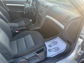 Skoda Octavia II 2009 SKODA OCTAVIA 1.6 Mpi Klimatronik Podgrzewane przednie i tylnie siedze, zdjęcie 34