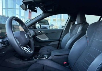 BMW Seria 1 F70 Hatchback 2.0 118d 150KM 2024 BMW Seria 1 I wlasciciel M Sport 360 Gwarancja Bezwypadkowy FVAT23, zdjęcie 28