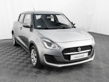 Suzuki Swift VI Hatchback Facelifting 1.2 DualJet SHVS 83KM 2021 Suzuki Swift WD7315P#1.2 Dualjet SHVS Premium, zdjęcie 2