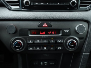 Kia Sportage IV SUV 1.6 GDI 132KM 2016 Kia Sportage 1.6 GDI, Salon Polska, GAZ, Klima, zdjęcie 11