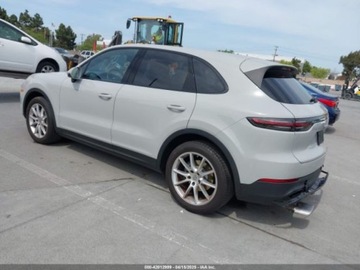 Porsche Cayenne III 2022 Porsche Cayenne Platinum Edition 2022 3.0l 3.0 Benzyna 335KM, zdjęcie 3