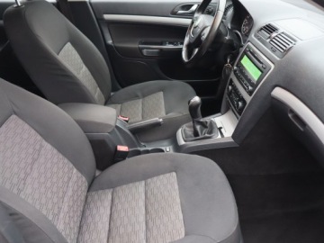 Skoda Octavia II Hatchback Facelifting 1.6 TDI CR DPF 105KM 2012 Skoda Octavia 1.6 TDI, Klima, Klimatronic, zdjęcie 8