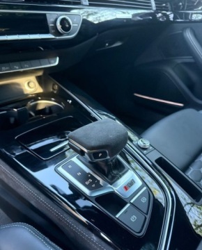 Audi A4 B9 RS4 Avant Facelifting 2.9 TFSI 450KM 2023 Audi RS4 Avant Audi RS4 Avant Avant quattro tiptronic 2.9 Benzyna 450KM, zdjęcie 12