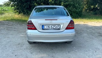 Mercedes Klasa C W203 Sedan W203 2.1 (C 220 CDI) 150KM 2005 Mercedes-Benz Klasa C Raty 2.2 cdi 150KM Automat Polskora tylko 200tys km, zdjęcie 3