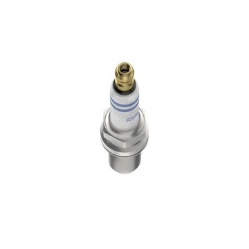 Свеча зажигания Bosch 0 242 240 619