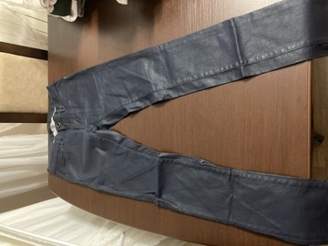 Spodnie jeansowe Zara | Slim 30 | Woskowane | BDB