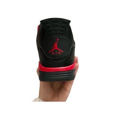 Buty damskie sportowe Air Jordan 4 Retro r.39