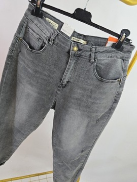 Spodnie jeansowe szare a'la levisy rozmiar L M. Sara 