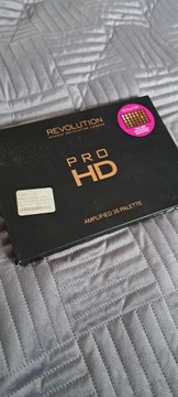 Makeup Revolution pro HD amplifield 35