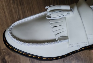 buty Dr. Martens Adrian Ys 42 UK8 białe skórzane
