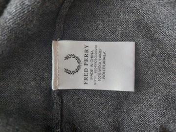 Fred Perry sweter v-neck 100% wełna 