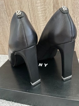 DKNY czarne czółenka szpilki peep toe skóra 37,5