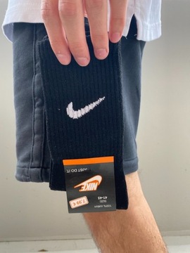 Zestaw długich skarpet NIKE na wiosnę r. 36-40  