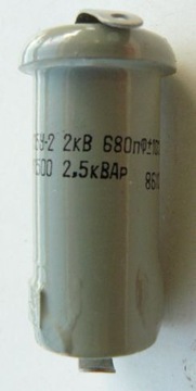Kondensator w.cz. 680pF/2kV 2,5kWar