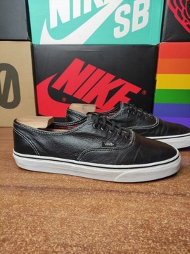 Buty Vans Authentic 43 EU 28 cm trampki czarne skó