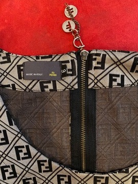 Sukienka Fendi w monogram F