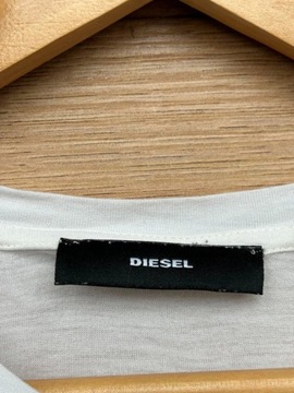 Biały t-shirt damski z nadrukiem Diesel S