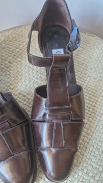 Oryginalne buty Pollini,wizytowe,nat.skóra,brąz 38
