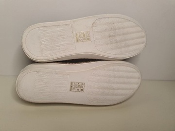 Slip-on'y Steve Madden