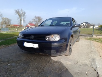 Golf 4, klimatyzacja, szyby elektryczne, hak 