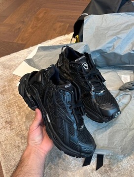 Balenciaga Runner Black 43