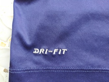 T-SHIRT NIKE DRI-FIT rozmiar M koszulka lok. u93