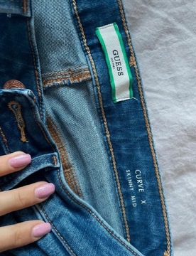 GUESS oryginalne piękne spodnie jeansowe Roz.28