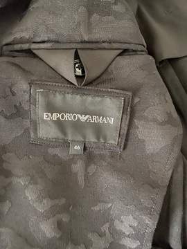 Emporio Armani . Jutz . 46