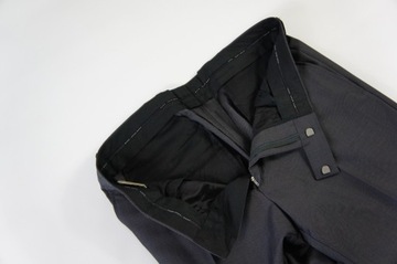 Hugo Boss garnitur r. 48 M wełna 100% klasyczny