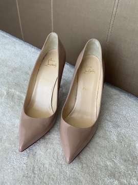 Szpilki LOUBOUTIN oryginalne z woreczkiem 39.5