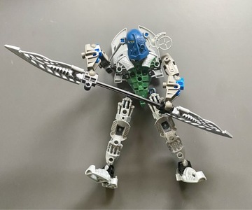 Bionicle  wysokość 23 cm 